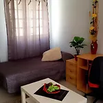 아파트 Warm, Cozy And Comfortable *