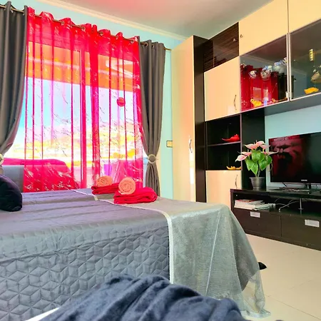 Warm, Cozy And Comfortable Costa Adeje (Tenerife)