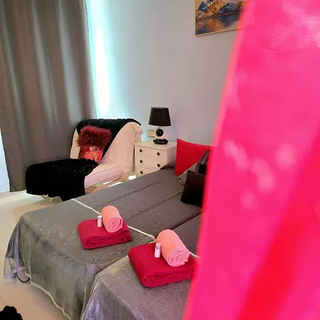 Апартаменты Warm, Cozy And Comfortable *